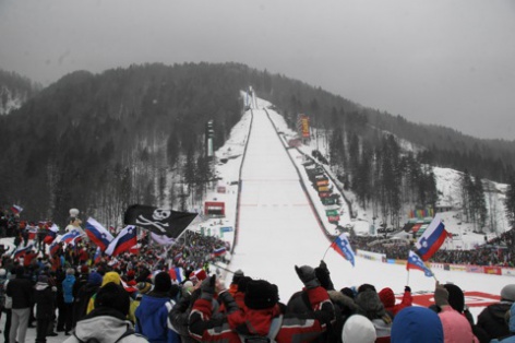 Этап КМ по прыжкам на лыжах с трамплина перенесен из Любно в Планицу
