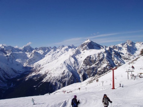 Конфигурация курорта "Архыз" подходит для горнолыжного спорта