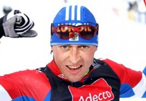 Александр Легков выиграл королевский лыжный марафон на этапе Кубка мира в Норвегии