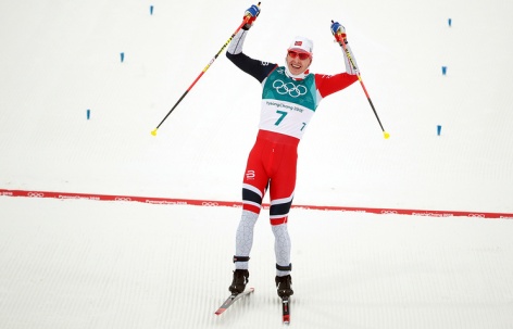 Симен Крюгер выиграл скиатлон, Денис Спицов – четвёртый