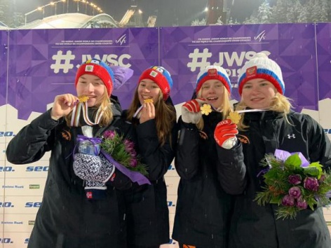 Командная победа на Первенстве мира и другие старты прыгунов и двоеборцев 