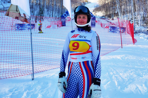 Харцызова и Рябица - победители этапа Кубка России в слаломе 