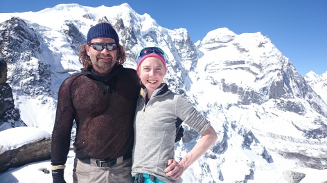 Стейра и Кершоу обручились на горной вершине в Непале
