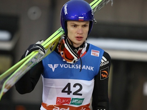 Денис Корнилов – шестой в финале Кубка мира по прыжкам на лыжах
