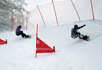 Финал Кубка России в сноуборд-кроссе выиграли Алексей Бадьянов и Юлия Лаптева