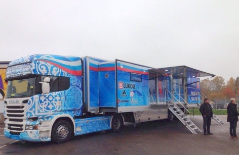 Сервисный грузовик сборной России по лыжным гонкам