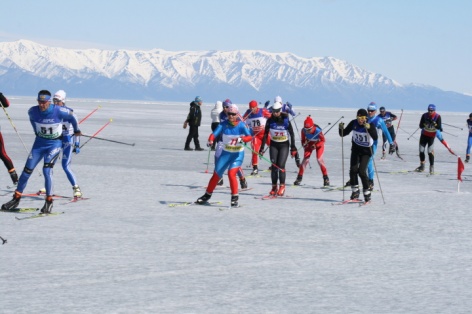 Юлия Чепалова открыла Байкальский лыжный марафон