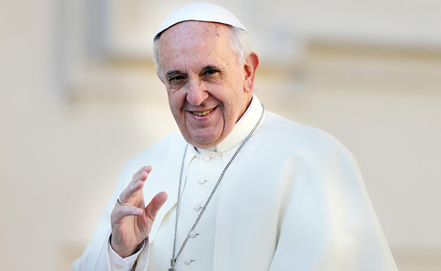 Папа Римский зажег факел зимней Универсиады