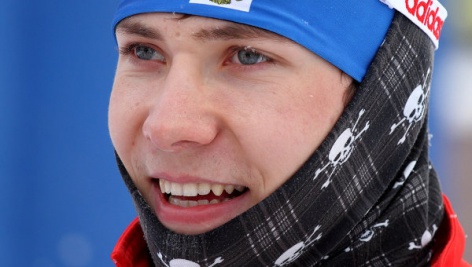 Глеб Ретивых – пятый в лыжном спринте на этапе Кубка мира