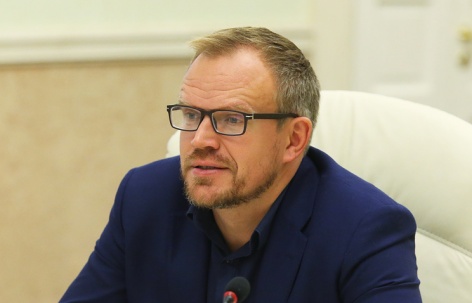 Денис Тихомиров единогласно переизбран президентом ФСР