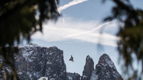 Sillieres and Corning win slopestyle Gold at junior worlds