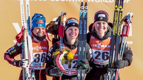 Diggins gets 5 km hat-trick