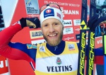 Сундбю и Йохауг выиграли первый этап Кубка мира по лыжным гонкам